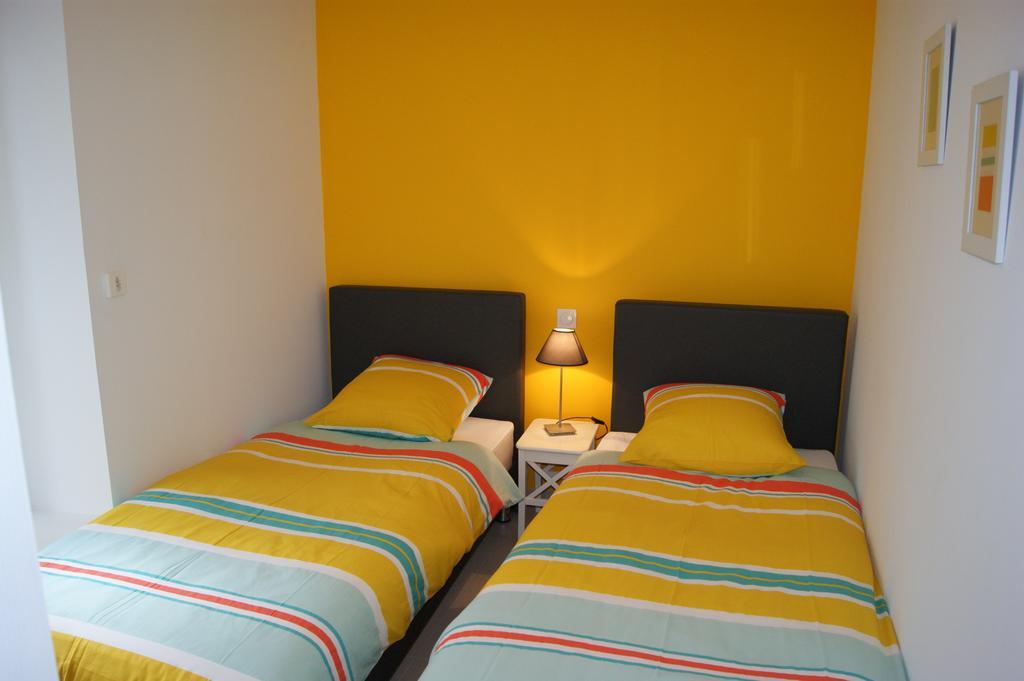 Au Fil De L'Eau - Le Bord De Rance Apartment Dinan Room photo